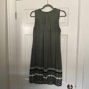 Green Sleeveless Midi Dress